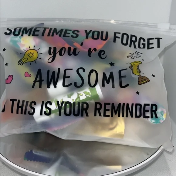 Dior Joy Fragrance Card with bundle - Picture 4 of 11